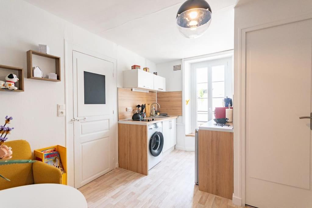 Souvenirs D'Enfance-La Bonne Marienne-La Madeleine Appartement Angers Buitenkant foto