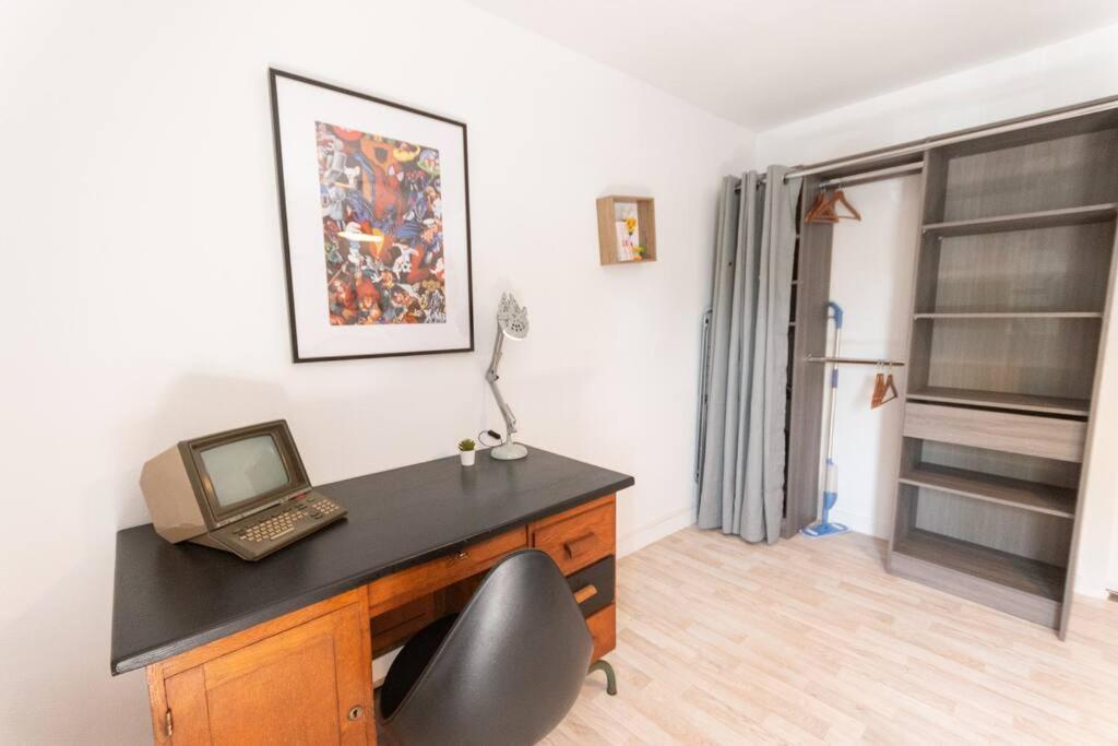 Souvenirs D'Enfance-La Bonne Marienne-La Madeleine Appartement Angers Buitenkant foto